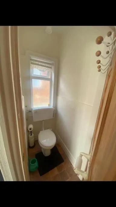 2 Bed Full House With Private Summer Garden Apartment Newcastle upon Tyne